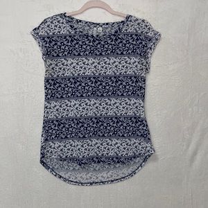 Elle brand, size XS, dressy top, blue and white in color!
